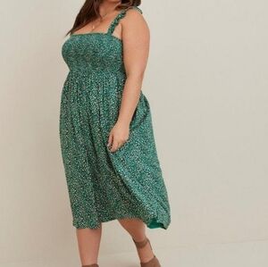 Torrid Midi Challis Smocked Tiered Dress Green Dot Style 3x
